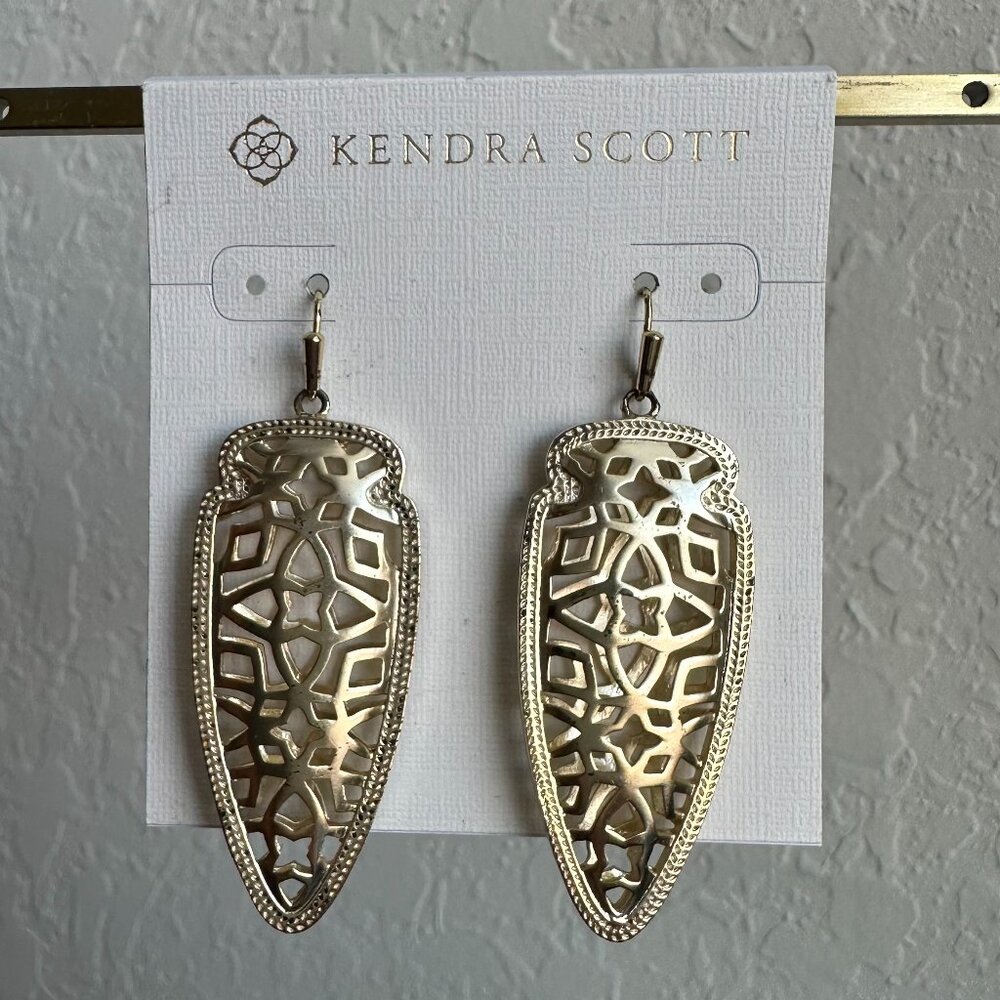 Kendra Scott Sadie Spear Earrings Gold Filigree